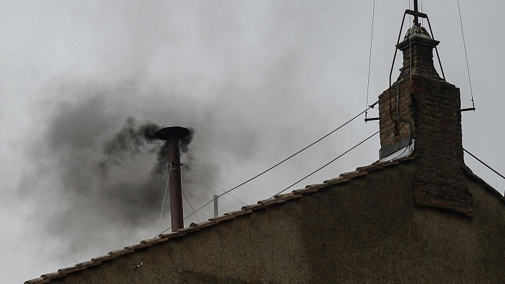 Конклав не смог избрать папу римского