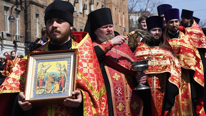 Священник рассказал, как подготовиться к крестному ходу на Пасху
