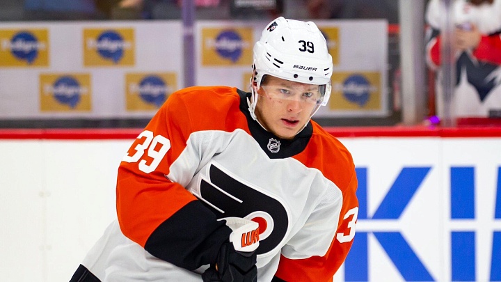 Две передачи Мичкова помогли "Филадельфии" обыграть "Ванкувер" в матче НХЛ