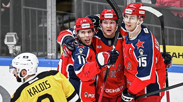 ЦСКА третий раз за сезон обыграл московское "Динамо" в КХЛ