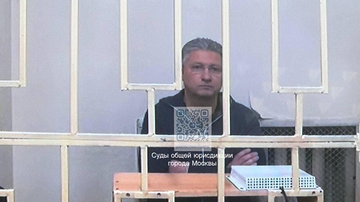 Мать и гражданская жена навестили Тимура Иванова в СИЗО